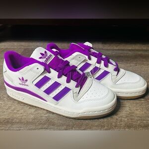 NWT Adidas Forum Low White and Purple Sneakers